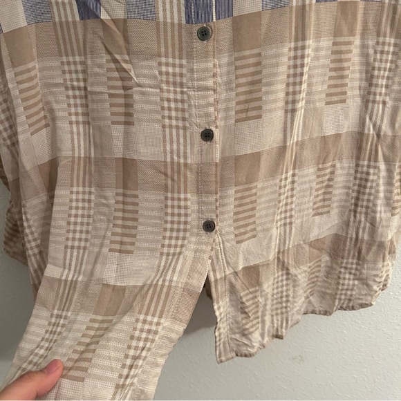 Multiples | Long Sleeve Button Down Checkered Paisley Print Button Open Back - Picture 4 of 4